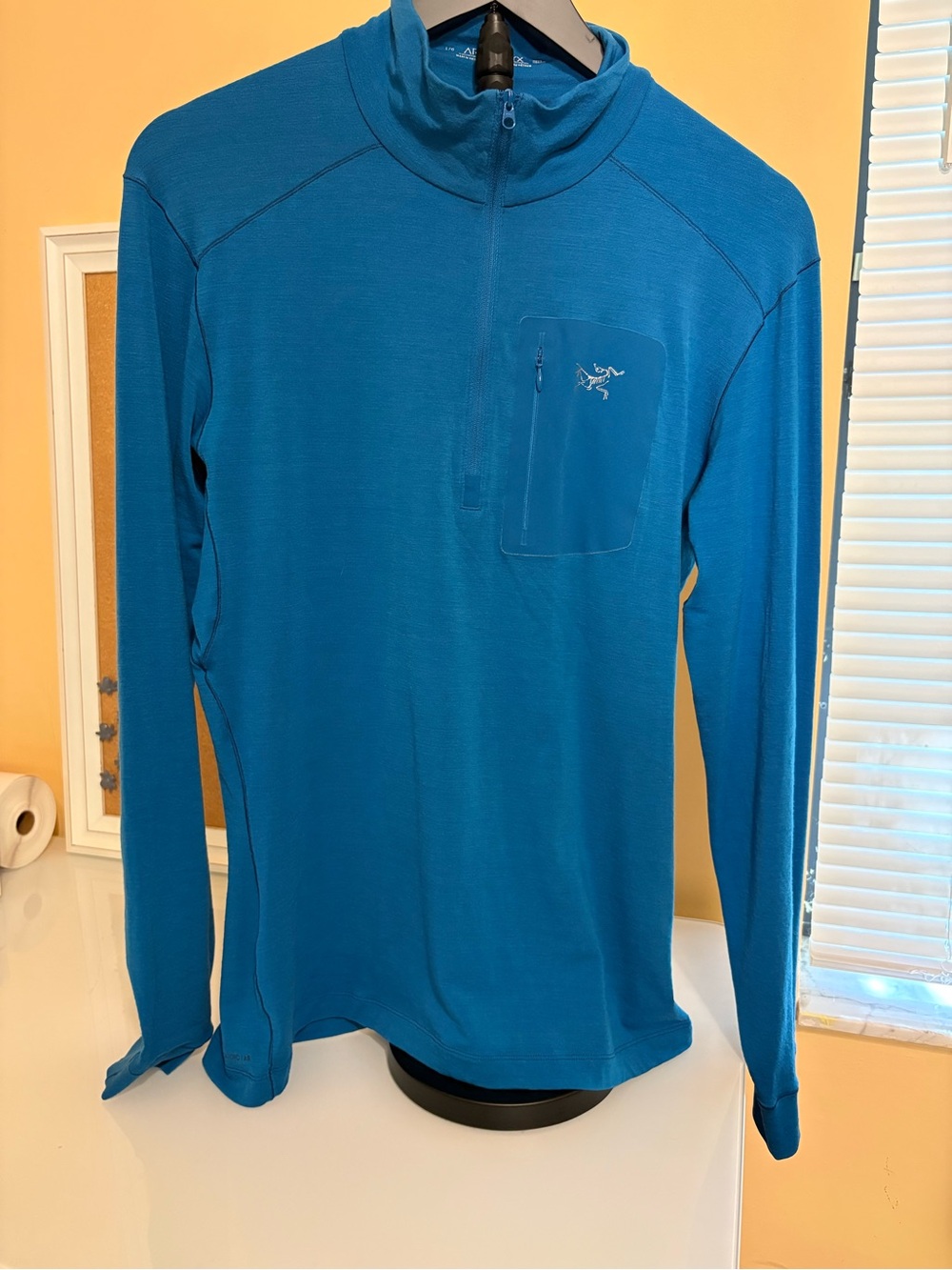 Arc'teryx Men’s Teal-Blue Lightweight Quarter-Zip Midlayer
